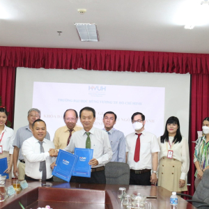 HRC chúc mừng VUVH lễ khai giảng 2022-2023